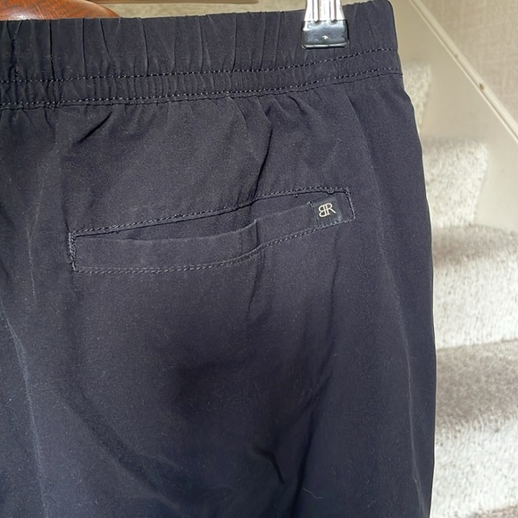 Banana Republic Black Joggers - Picture 11 of 16